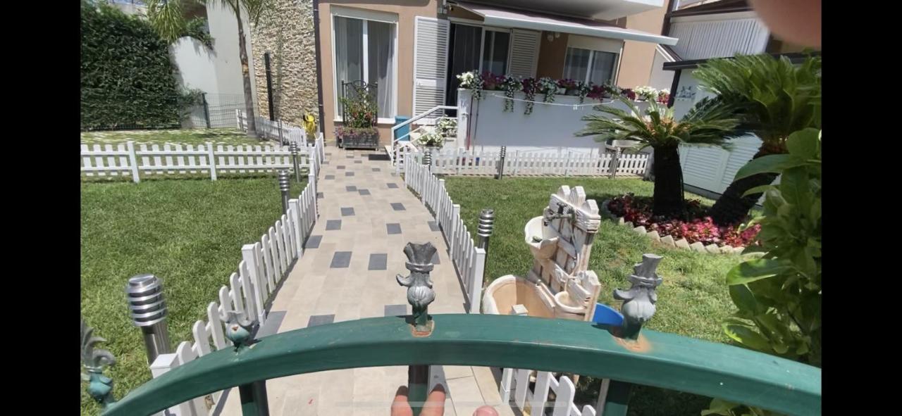 Holiday home Singolo Kompleksi Lura 3 *